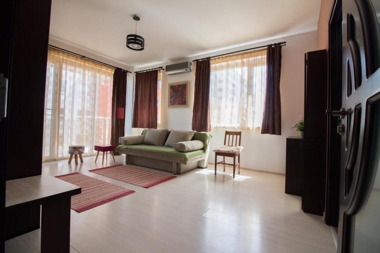 Sweet House Apartment อาราด ภายนอก รูปภาพ